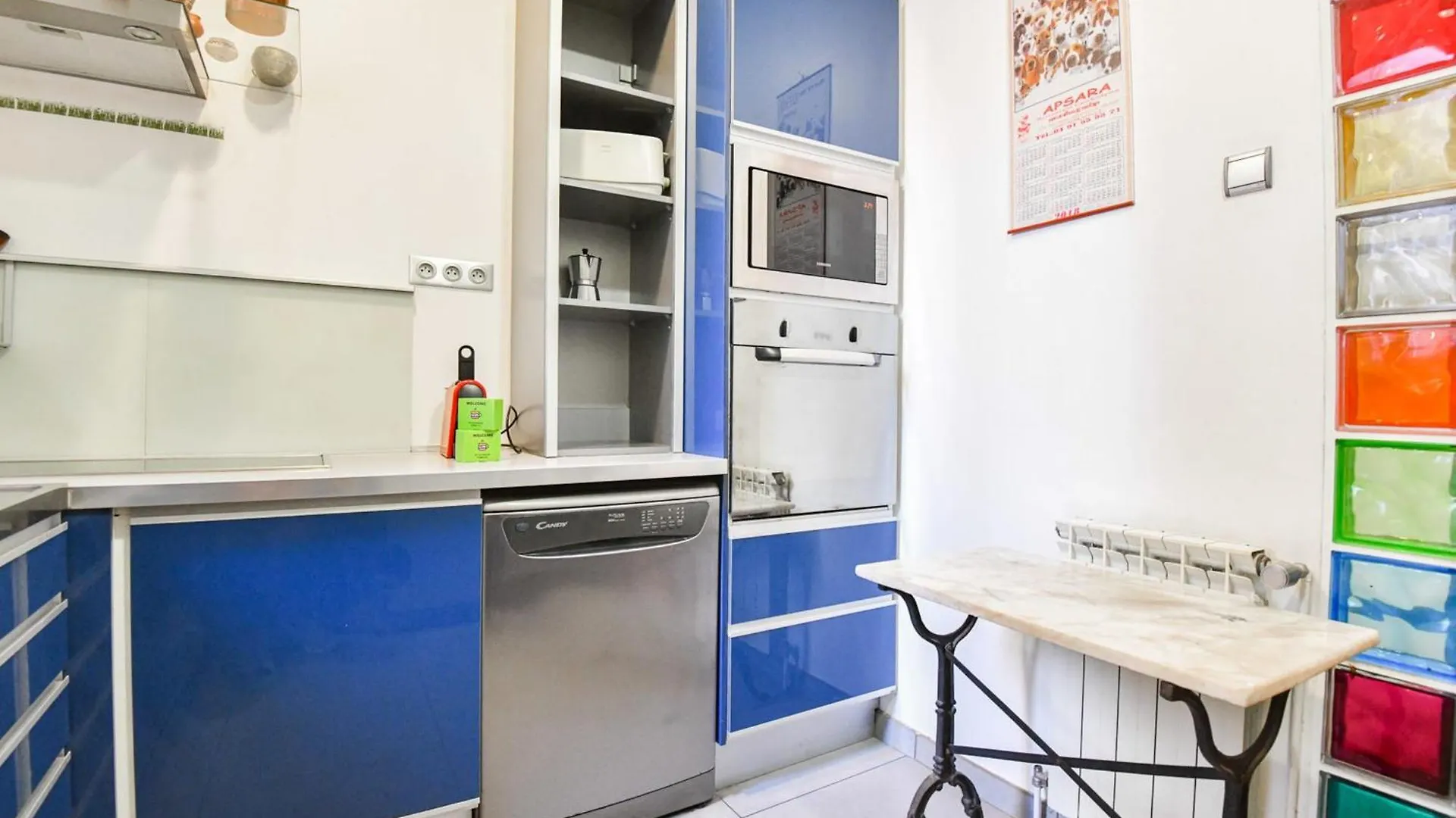 Apartment L'Atypique - Appart 2 Ch Avec Terrasse Et Clim Marseille